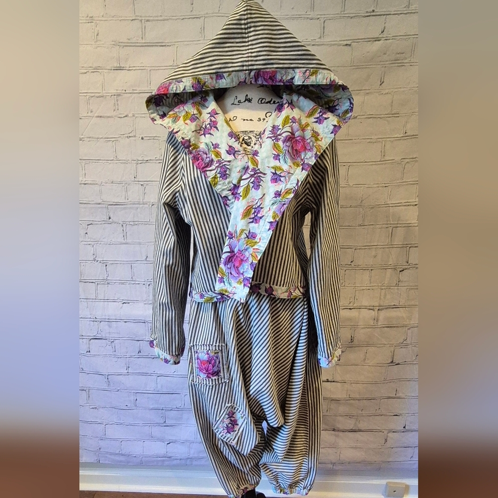 Cropped Reversible Hooded Jacket - Picture 1 of 6